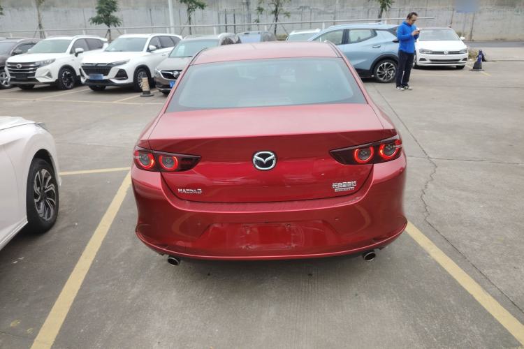 Used Mazda Mazda 3 Axela 2021 2.0L Automatic ZhiZun Edition