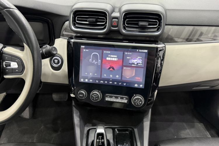 Used Lynk & Co 02 2022 1.5T DCT Shine Pro
