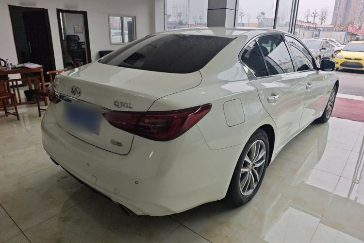 Used Infiniti Q50L 2018 2.0T Comfort Edition China VI Standard
