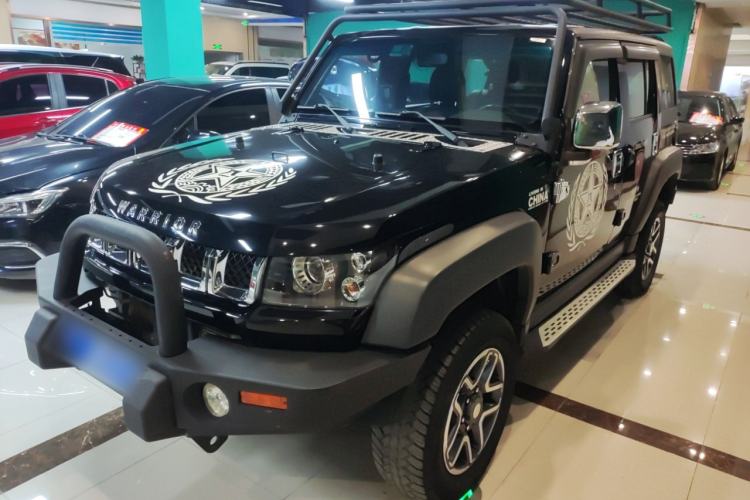 Used Beijing Auto BJ40 2016 40L 2.3T Automatic All-Wheel Drive Premium Edition
