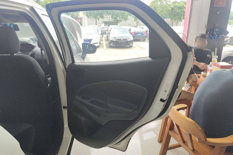 Used Ford EcoSport 2013 1.5L Manual Comfort Model
