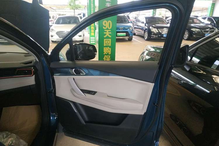 Used Lynk & Co 06 2020 1.5T YAO Halo
