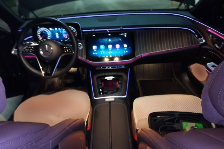 Used Mercedes-Benz E-Class 2024 Refresh E 300 L Stylish Edition
