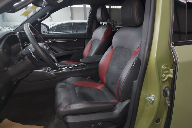 Used SAIC MAXUS D90 Pro 2022 Facelift 2.0T Diesel 4x4 Amazon Edition 7-Seater
