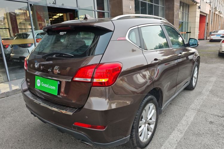 Used Haval H2 2016 Red-Label 1.5T Manual Two-Wheel Drive Luxury Model
