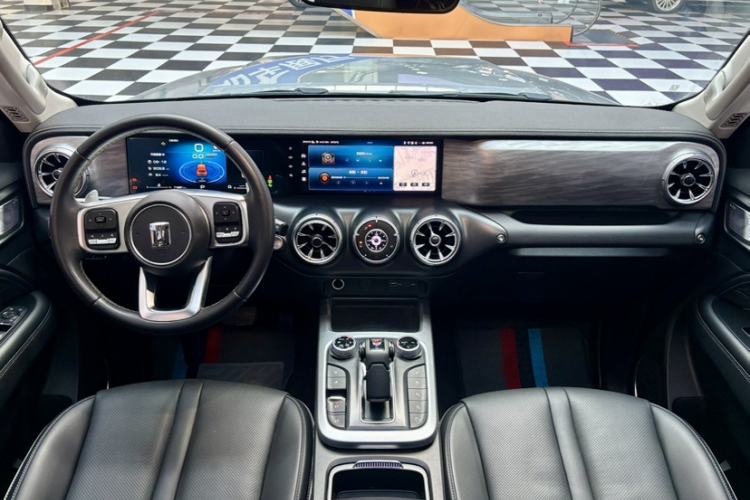 Used Tank 300 2021 City Edition 2.0T—Truly Stylish