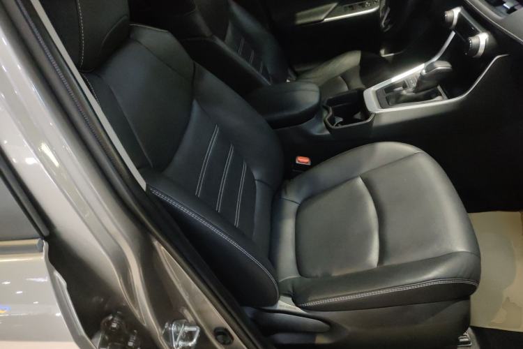 Used Toyota RAV4 2021 2.0L CVT Two-Wheel Drive Fashion PLUS Edition
