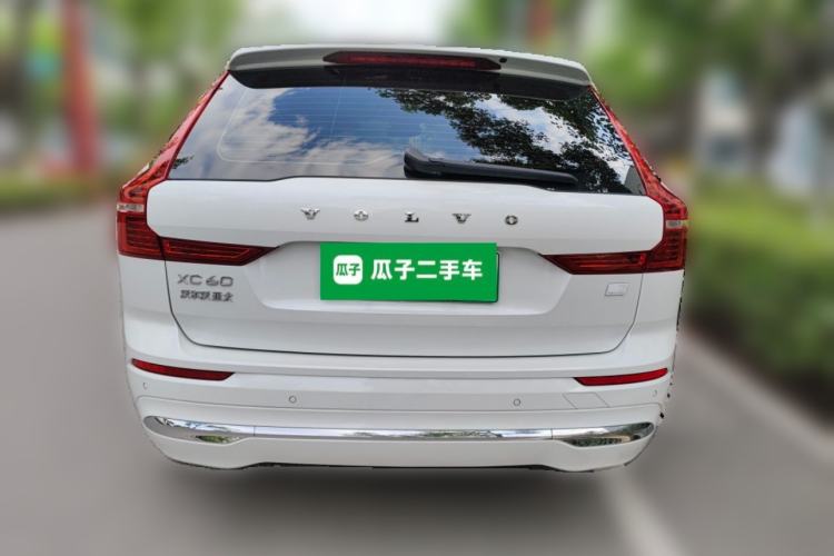 Used Volvo XC60 New Energy 2023 T8 Plug-in Hybrid Long-Range All-Wheel Drive Smart Luxury Edition
