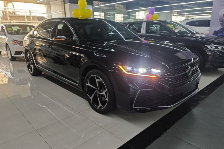 Used Volkswagen Passat 2023 Revised 330TSI Starry Elite Edition
