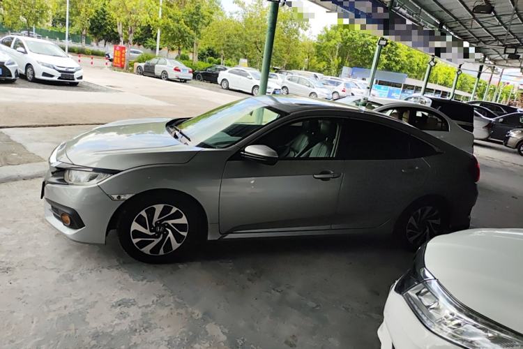 Used Honda Civic 2016 220TURBO CVT Luxury Edition
