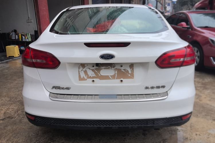 Used Ford Focus 2015 Sedan 1.6L Automatic Comfort Model