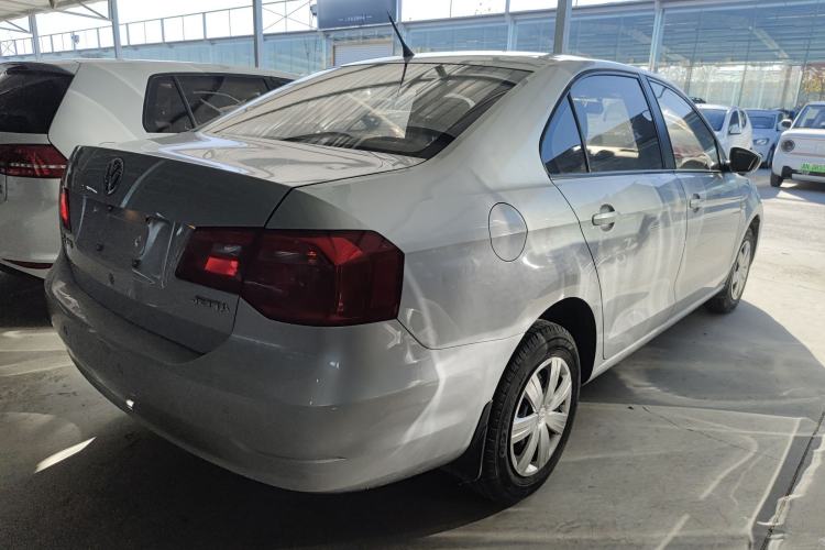 Used Volkswagen Jetta 2015 Zhuihui Edition 1.4L Manual Fashion Model
