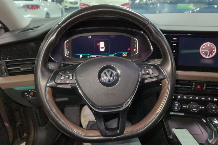 Used Volkswagen Passat 2019 380TSI Prestige Edition China VI Standard
