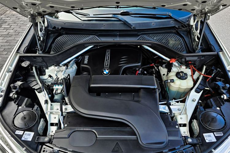 Used BMW X5 2015 xDrive28i
