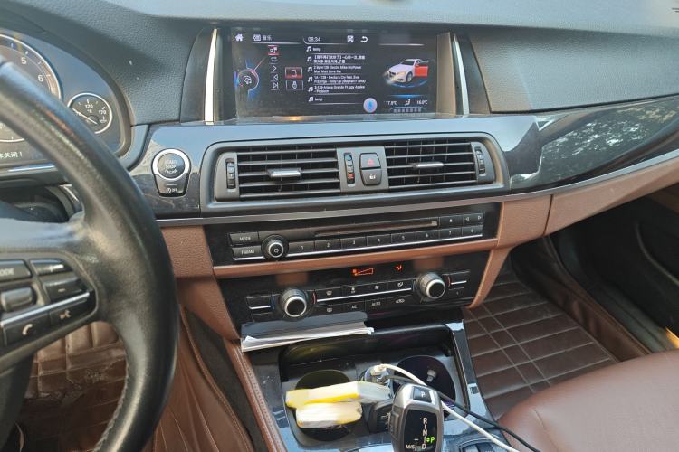 Used BMW 5 Series 2014 520i Elegant Edition
