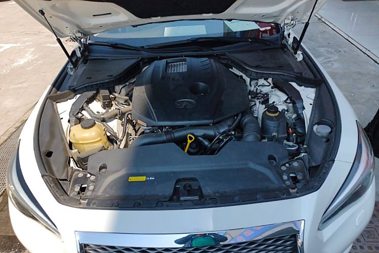 Used Infiniti Q50L 2016 2.0T Enjoyment Edition
