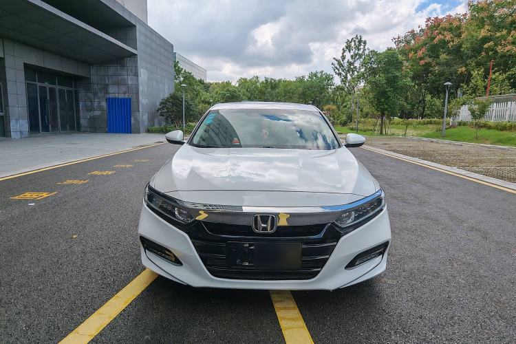 Used Honda Accord 2018 230TURBO Comfort Version National V
