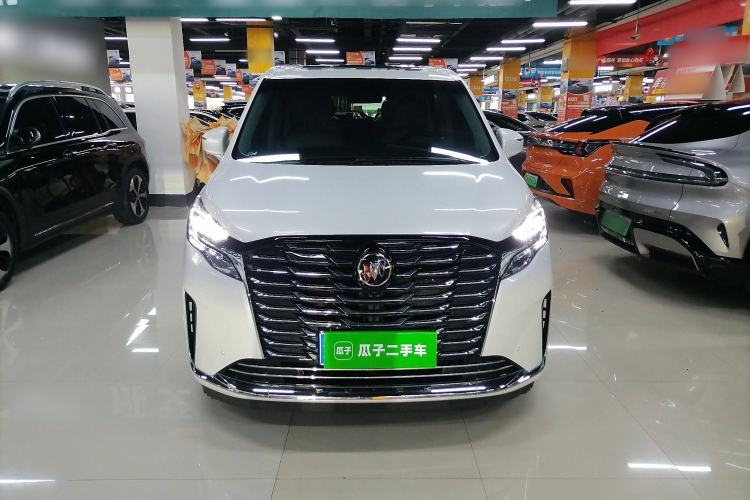 Used Buick GL8 2023 ES Lu Zun Deluxe and Yue Edition
