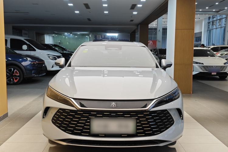 Used BYD Qin L 2025 DM-i Smart Drive 120KM Superior Model