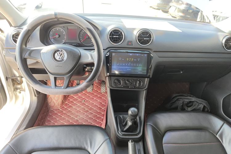 Used Volkswagen Jetta 2017 1.4L Manual Fashion Edition