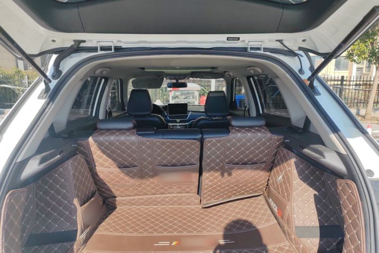 Used Venucia T60 2022 1.6L CVT Smart Drive Version
