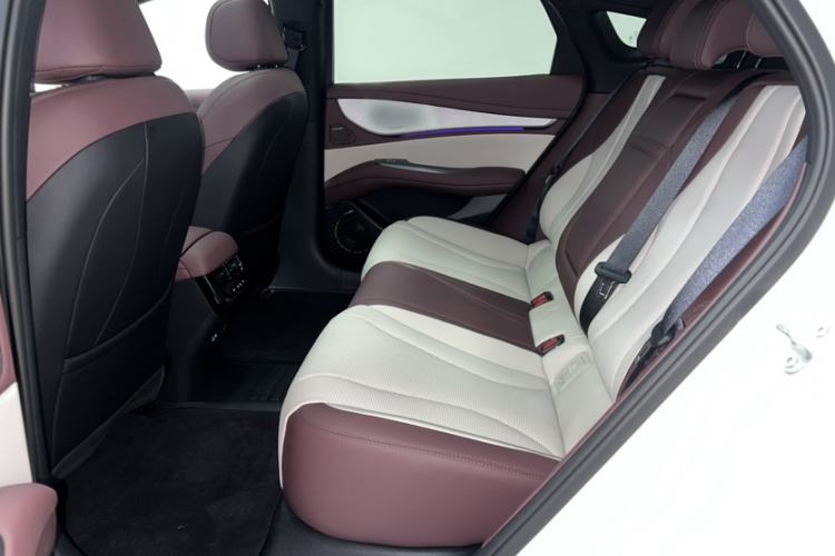 Used BYD Seal 07 DM-i 
