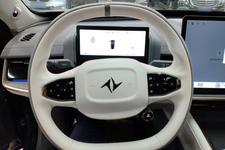 Used  eπ007 2024 Pure Electric 540 All-Wheel Drive Max Edition
