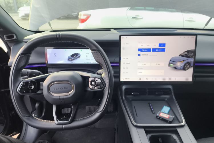 Used Lynk & Co 07 2024 EM-P 126 Long-Range Ultra