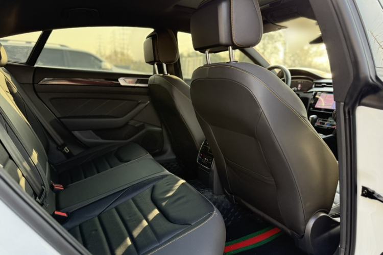 Used Volkswagen FAW-Volkswagen CC 2023 380TSI Striking Edition
