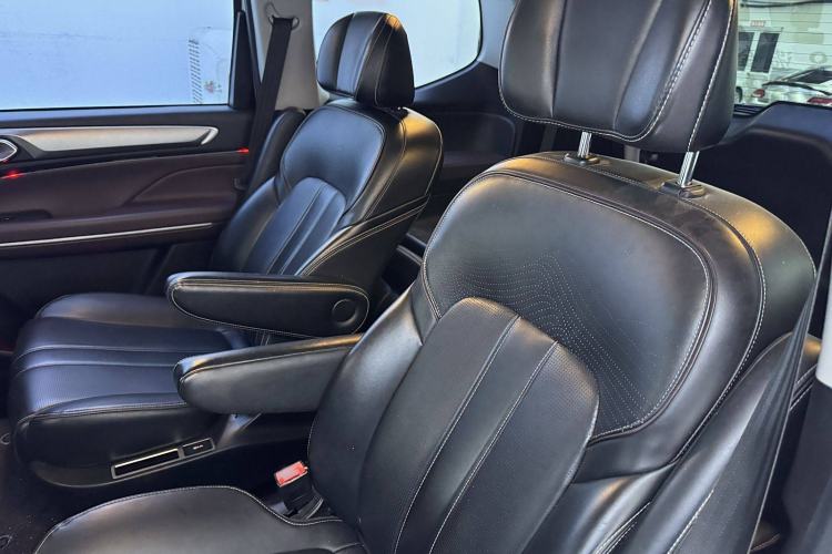 Used GAC Trumpchi M6 2023 PRO 270T DCT Luxury Edition
