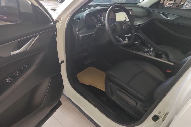 Used Changan CS35PLUS 2022 Blue Whale NE 1.4T DCT Luxury Model
