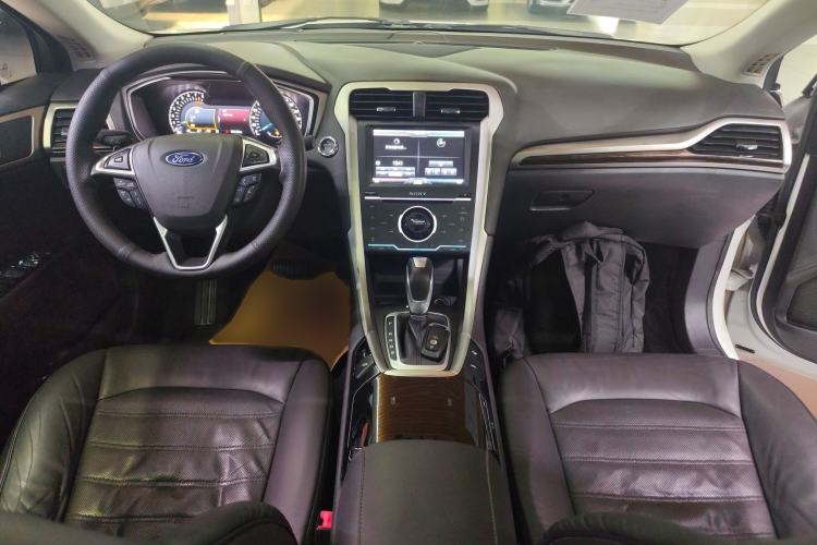 Used Ford Mondeo 2013 2.0L GTDi240 Flagship Edition
