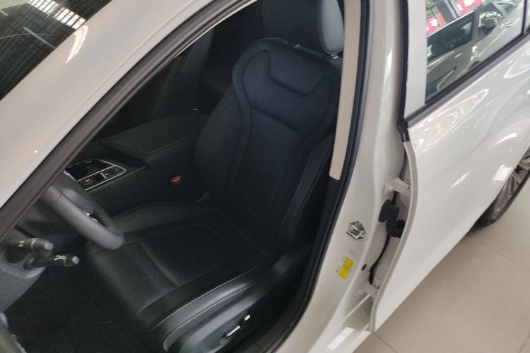 Used Bestune B70 2025 Dragon Edition 1.5T Enjoyment Model
