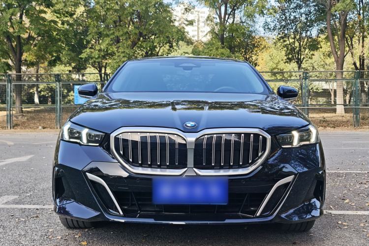 Used BMW 5 Series 2024 525Li M Sport Package