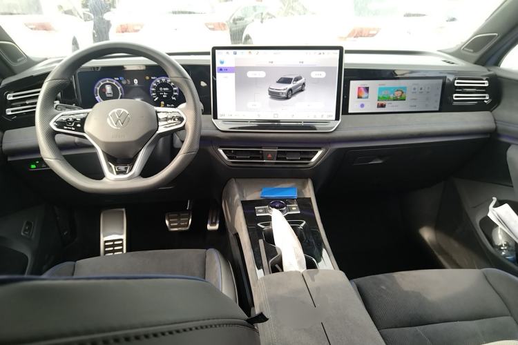 Used Volkswagen Tiguan L 2024 PRO 380TSI Four-Wheel Drive R-Line Prestige Edition
