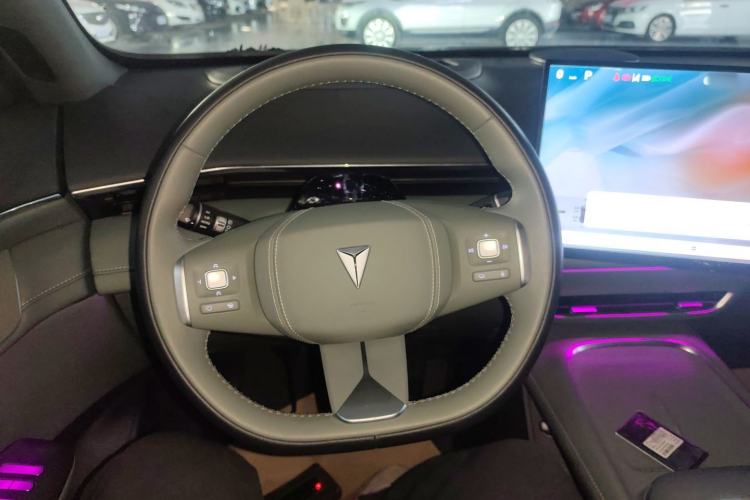 Used  S07 2025 Deepal 520Max AD PRO Pure Electric Model with Advanced Driving Assist
