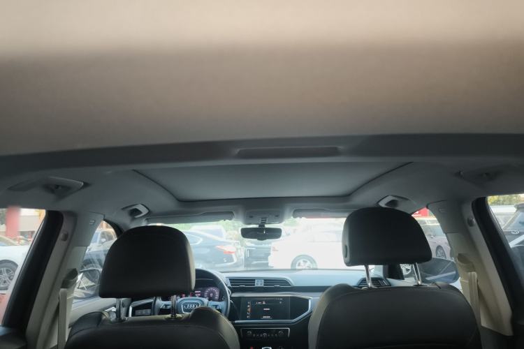 Used Audi Q3 2019 35 TFSI Advanced Dynamic Edition
