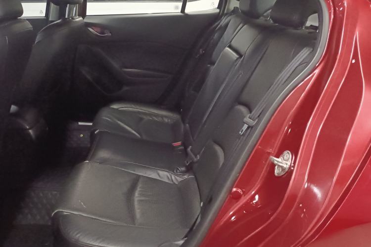 Used Mazda Mazda 3 Axela 2016 Sedan 2.0L Automatic Flagship Model
