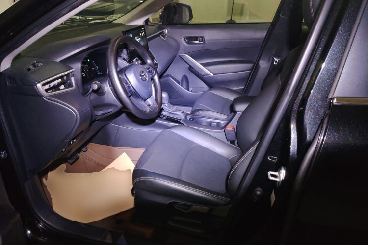 Used Toyota Corolla Cross 2024 2.0L Smart Electric Hybrid Dual-Engine Pioneer Edition
