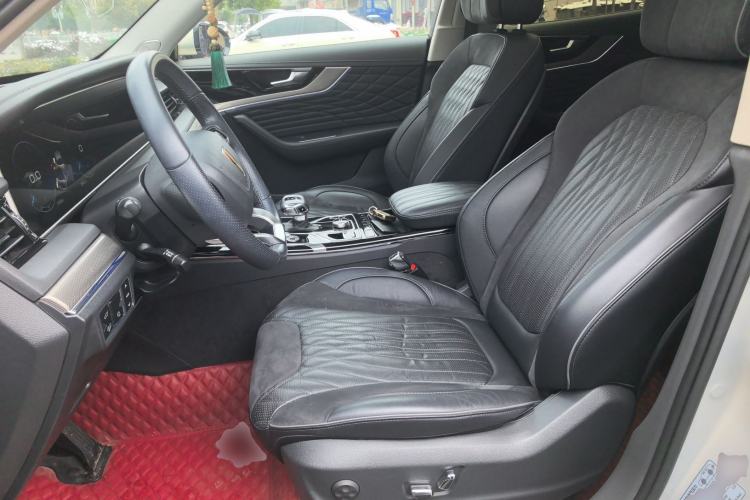 Used Hongqi HS5 2022 Facelifted Version 2.0T Smart Connect Flagship All-Wheel-Drive Edition
