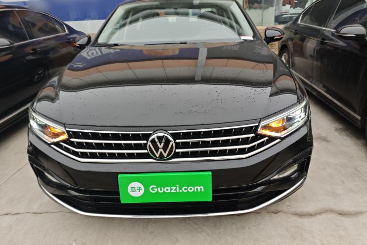 Used Volkswagen Magotan 2025 Zhongxiang Version 280TSI DSG Comfort Edition