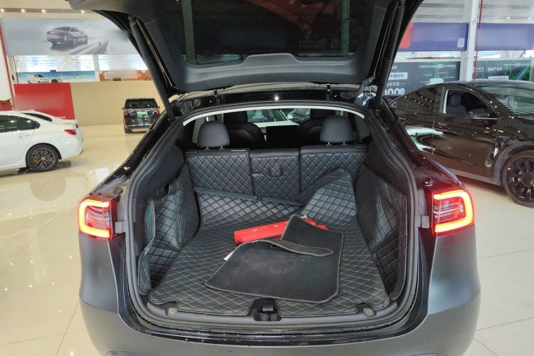 Used Tesla Model Y 2022 Performance High-Performance All-Wheel-Drive Version
