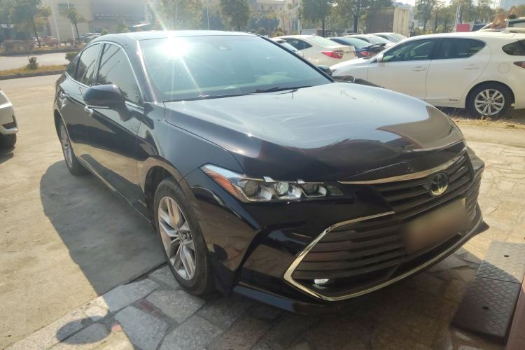Used Toyota Avalon 2019 2.0L Luxury Edition China VI Standard
