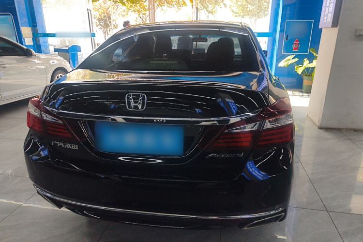 Used Honda Accord 2016 2.0L Comfort Edition
