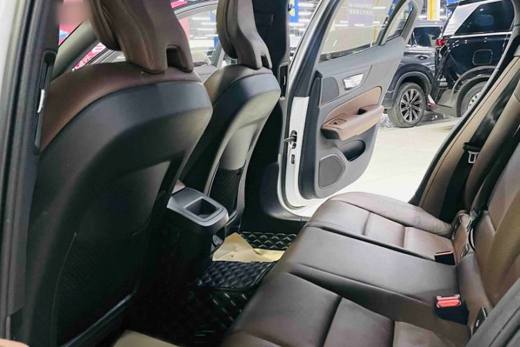 Used Volvo S60 2021 T4 Zhiyi Luxury Edition
