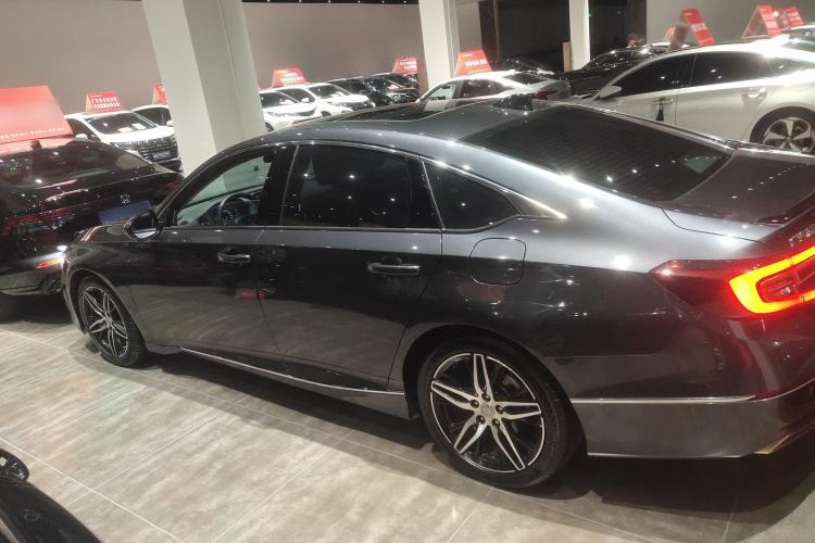 Used Honda Accord 2022 260TURBO Phantom Night · Prestige Edition