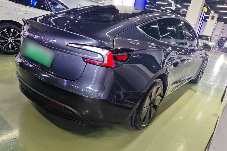 Used Tesla Model 3 2023 Rear-Wheel-Drive Version
