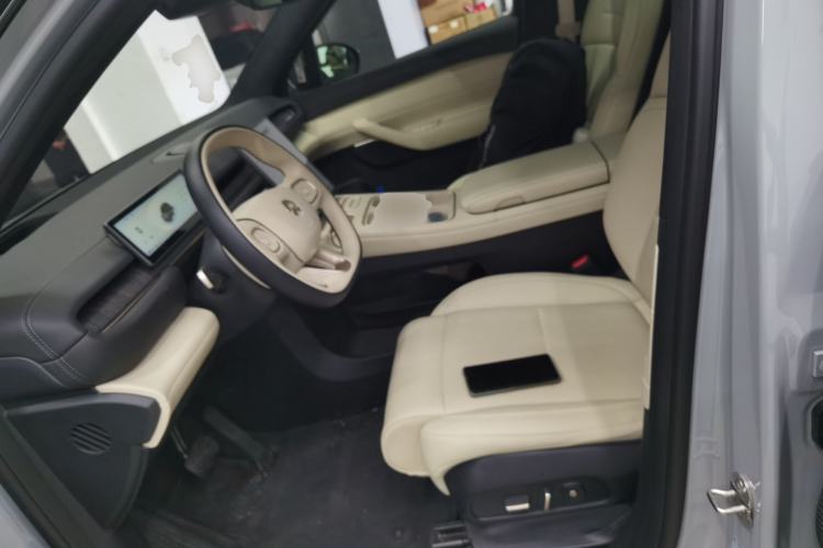 Used Nio ES6 2024 75 kWh
