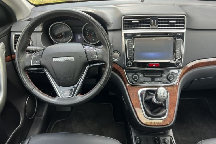 Used Haval H6 2017 Red-Label Sport Edition 1.5T Manual Two-Wheel Drive Elite Model
