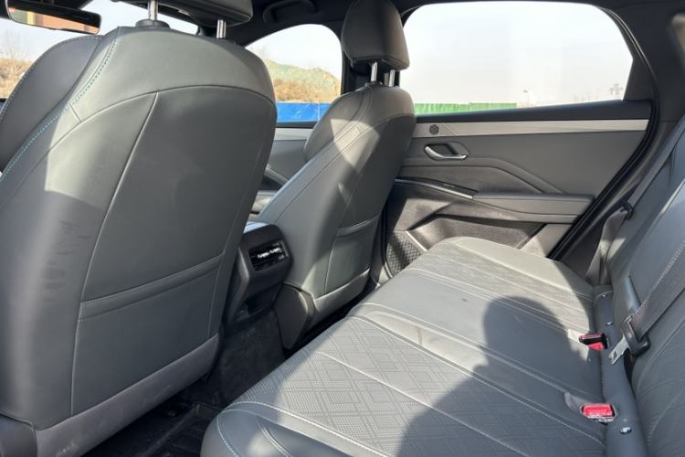 Used BYD Qin PLUS 2025 DM-i Smart Drive 120KM Superior Model